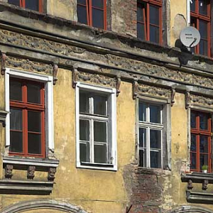 Fragment kamienicy przy rynku w Ornecie